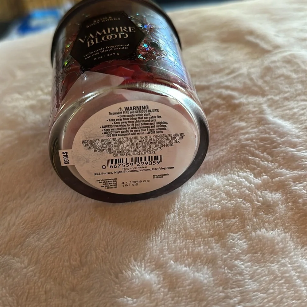 Bath & Body Works Vampire Blood Hand Poured Wax Melts